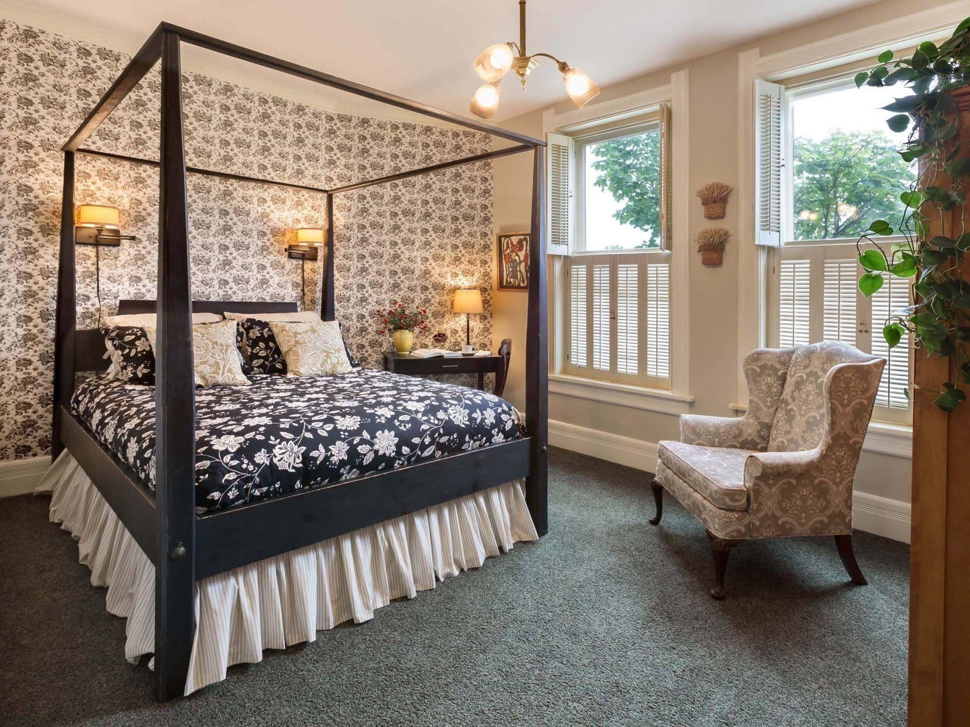 Washington House Inn Cedarburg Экстерьер фото