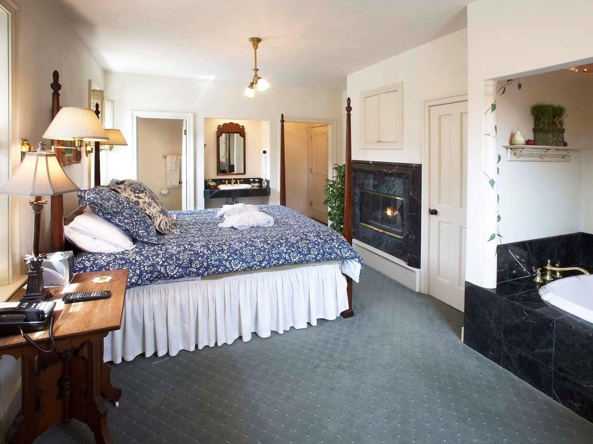 Washington House Inn Cedarburg Экстерьер фото
