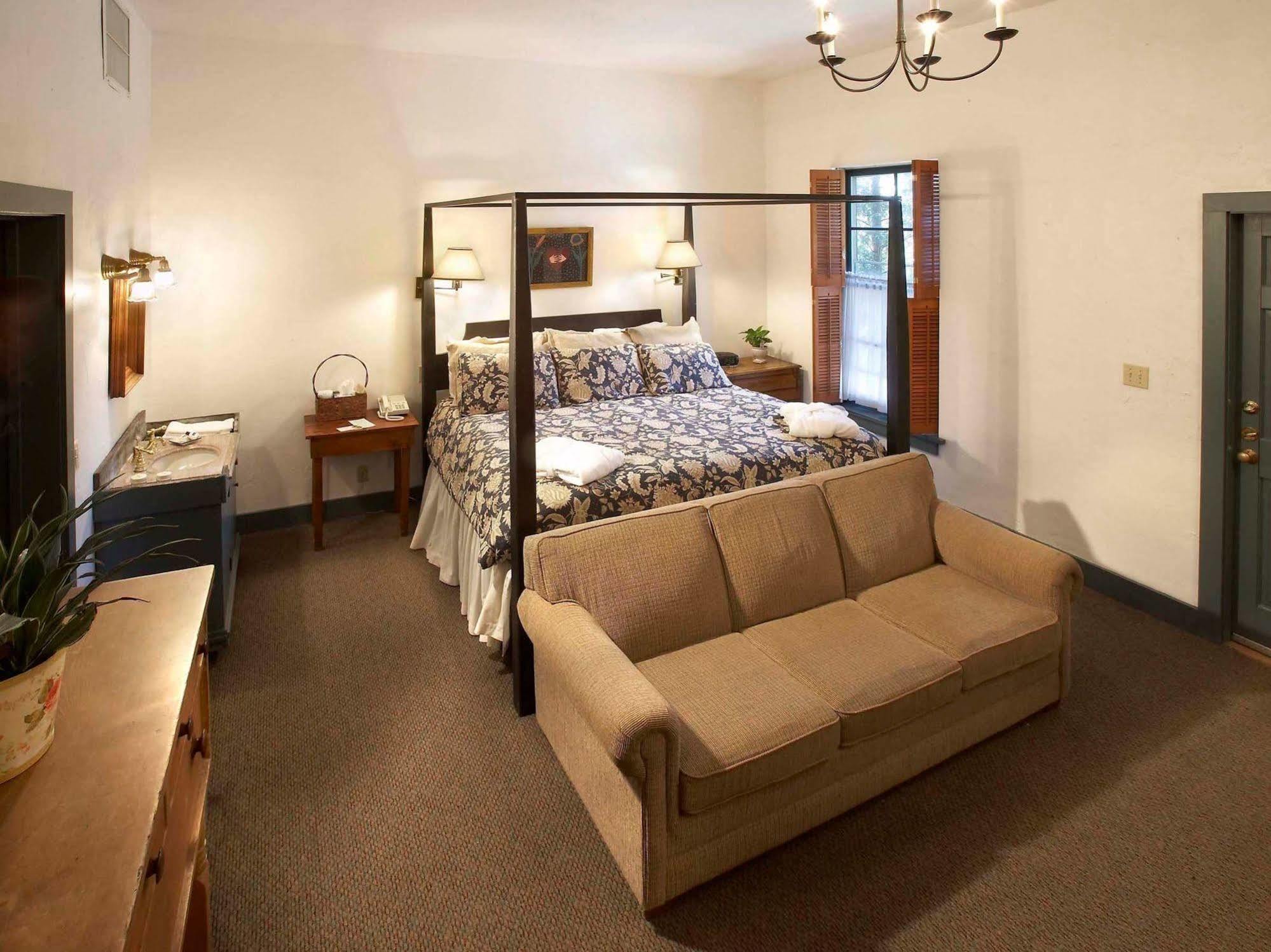 Washington House Inn Cedarburg Экстерьер фото
