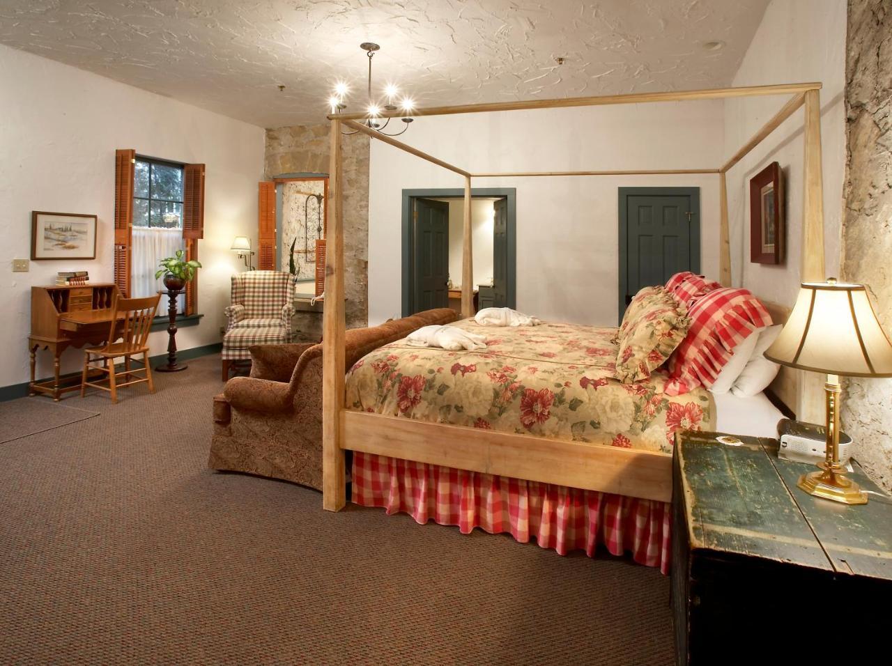 Washington House Inn Cedarburg Экстерьер фото