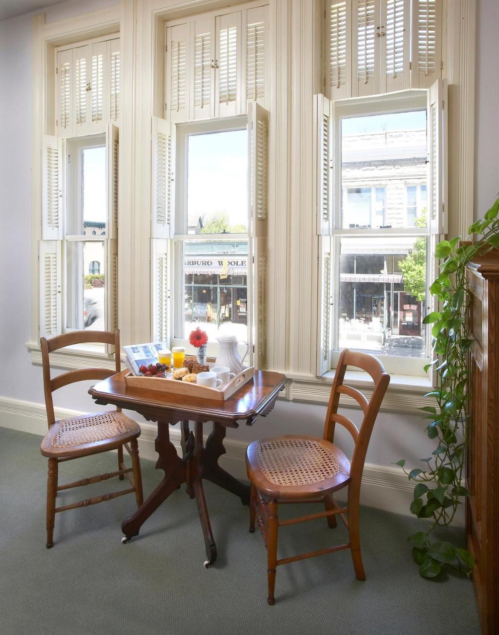 Washington House Inn Cedarburg Экстерьер фото