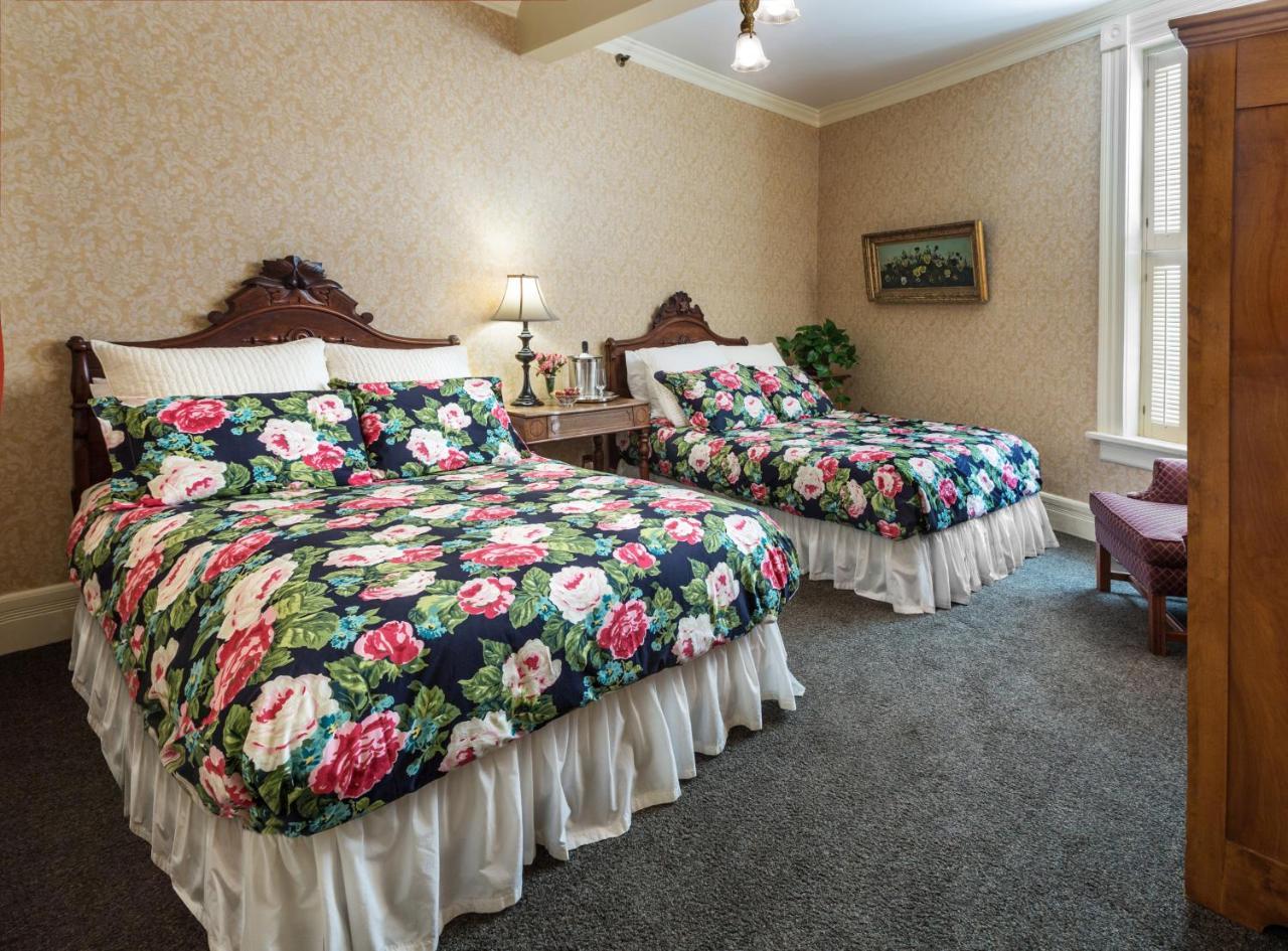 Washington House Inn Cedarburg Экстерьер фото